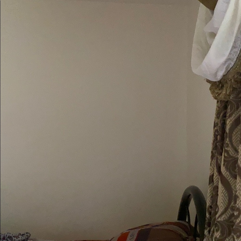 Meet your Posher, Adan